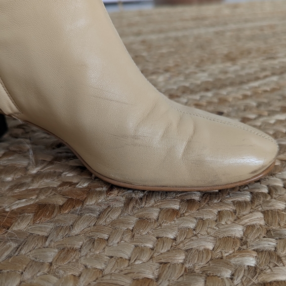 Everlane The Day Boot in Ecru - Picture 8 of 9